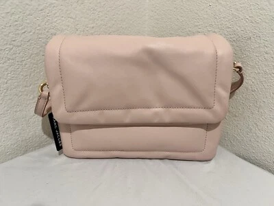 Bolso Bandolera Convertible Marc Jacobs Almohada Cuero, (Rubor) Látigo Melocotón. Nuevo con etiquetas Foto 1 de 4