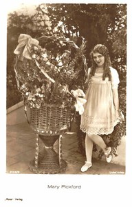 Mary Pickford * Original Ross Postcard Postcard * RO-10-h