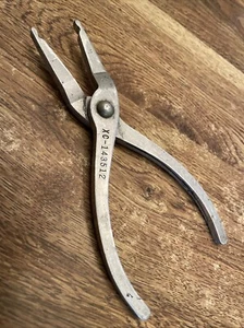 Old XC-143512 Pliers - Picture 1 of 3