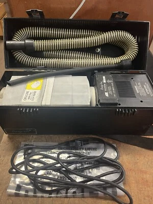 Aspiradora industrial vintage Atrix International Omega Vac Foto 1 de 4