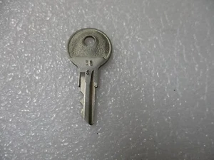 Replacement Johnson Evinrude Outboard OMC 77 Series Key 58 - Imagen 1 de 2