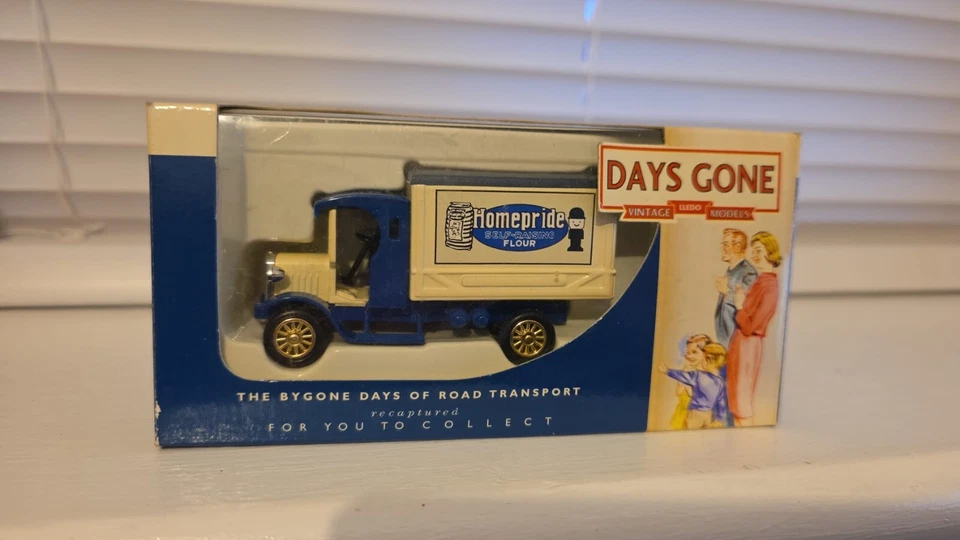 Lledo Days Gone Dg066022 Dennis Delivery Van Homepride Flour