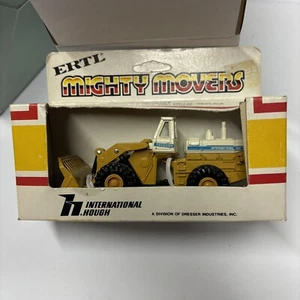 ERTL Mighty Movers 1/64 International Hough PAYLOADER 560 Wheel Loader #1850 NOS - Picture 1 of 4