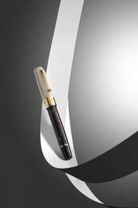 Omas Bologna Rollerball Pen in Galassia Argento with Gold Trim - NEW in Box - Picture 1 of 1