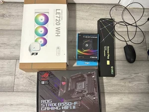 LOT OF ASUS ROG STRIX B550-F GAMING (WIFI) MOTHERBOARD AND PC PARTS - Afbeelding 1 van 6