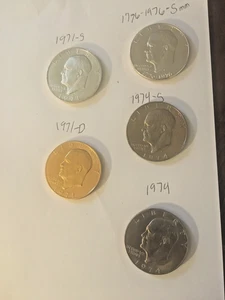 Lote de 5 monedas de un dólar de plata Eisenhower 1976D 1974m, 1971s, 1974, 1971 oro - Imagen 1 de 2