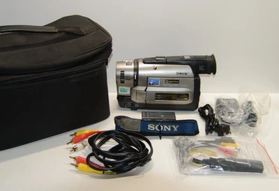 Sony CCD-TRV95 8mm Hi8 Analog Camcorder Bundle Transfer Kit PC/VCR/DVD/Laptop - Image 1 of 4