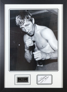 Ken Buchanan Signed White card Framed Display