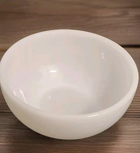 Vintage Fire King Oven Ware 5"x2¼" White Milk Glass Cereal Chili Soup Bowl EUC - Picture 1 of 3