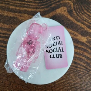 Medicom Bearbrick Serie 38 S38 Künstler "Anti Social Social Club" ASSC Be@rbrick - Bild 1 von 2