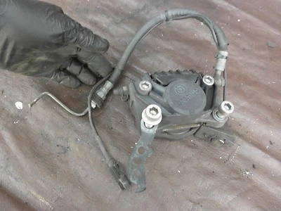 Pinza de freno trasera y sensor ABS R1100RS bmw R1100RSL 96 #N1 Foto 1 de 4