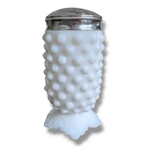 Coctelera de sal/pimienta con patas Fenton de colección blanco con patrón de clavos de leche 3,5"" - Imagen 1 de 6
