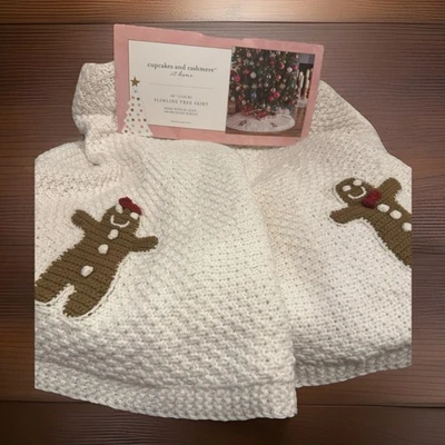 Cupcakes And Cashmere Crochet Knit Gingerbread Tree Skirt Cream 48" New - Image 1 of 4