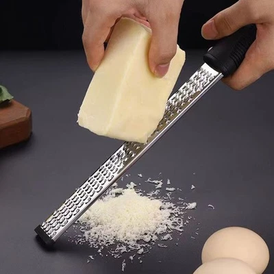 Zitronenreibe Edelstahl Parmesanreibe Ingwerreibe Muskatnuss Handreibe Zester - Bild 1 von 4