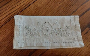 VINTAGE LADIES COTTON CLUTCH FOR HER PERSONAL ITEMS SEE PICS - Picture 1 of 4