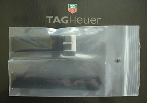 CINTURINO OROLOGIO SUBACQUEO GOMMA NERA FIBBIA ARGENTO NUOVO SENZA ETICHETTE TAG HEUER 20 MM CINTURINO - Foto 1 di 5