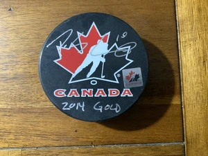 Patrick Sharp Signed Auto Chicago Blackhawks Canada Gold medal Puck PSA/DNA. - Picture 1 of 4