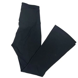 Pantalones acampanados Lululemon Groove tiro súper alto talla 4 Nulu W5FG2S negros yoga - Imagen 1 de 7
