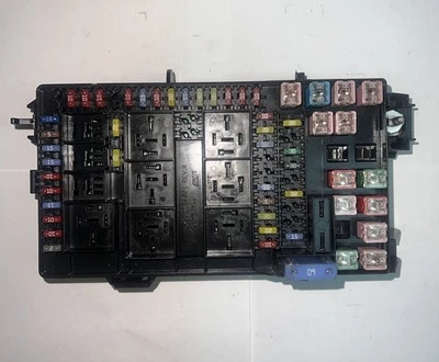 2003 Ford F250 Cabin Fusebox Block  3C3T-14A067-BG - Image 1 of 2