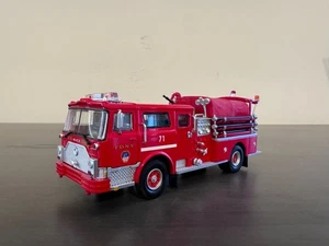 Custom 1/64 Code 3 1979 Mack CF Pumper- Engine 71- FDNY - Picture 1 of 14