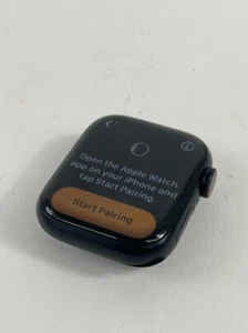Apple Watch Series 8 41MM GPS + LTE Boîtier en aluminium minuit LIRE - Photo 1 sur 7