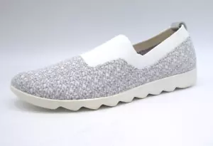 Comfortiva Women's Fabric and Leather Gray White Slip On Sneakers Size 9.5 Wide - Picture 1 of 7