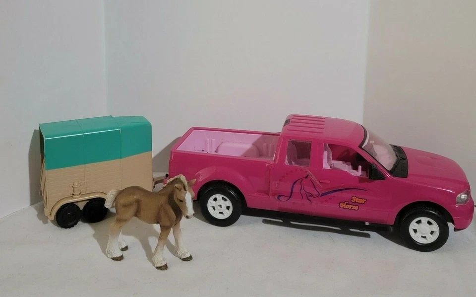 New Ray Pink Star Horse Pick-Up Trailer & Horse Farm Ranch Toy Vehicle  - Image 1 of 1