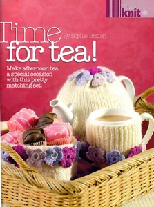 KNITTING PATTERN TEA COSY MUG HUG & BASKET SET FLORAL CROCHET HOME DK SKM M8A - Picture 1 of 1
