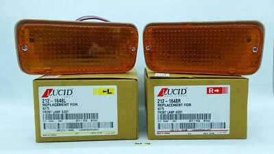 Luces de giro de la lámpara delantera Toyota Corolla KE70 KE75 DX BIG 1980 81 82 83 Foto 1 de 4