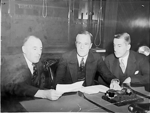 1938 MONTREAL CANADIENS NHL HOCKEY PHOTO COACH JAMES DUGAL PIT LEPINE TYPE 1 - Picture 1 of 11