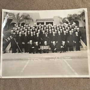 1952 US Naval Training Center USN San Diego Graduation Photo 11x14 75 SIGNATURES - Picture 1 of 7
