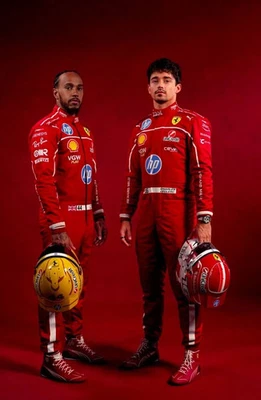 Traje de carreras de go kart Ferrari F1, 2025 (pasamontañas gratis) aprobación CIK/FIA nivel 2 Foto 1 de 4