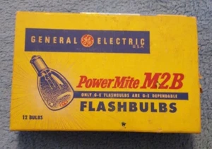 General Electric M2B Power Mite Flashbulbs NOS Box of 12 Bulbs - Picture 1 of 7