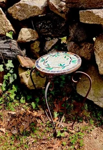 Rare Lovely Vintage Leaf Motif Mosaic Top Indoor/ Outdoor Plant Stand -Table - Picture 1 of 10