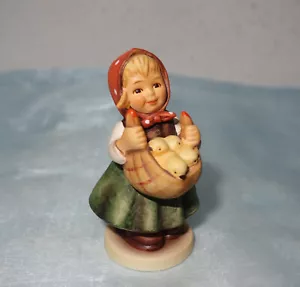 Figura de porcelana Hummel Hum 385 - Pollillo - Gerhard Skrobek 8 cm - Imagen 1 de 6