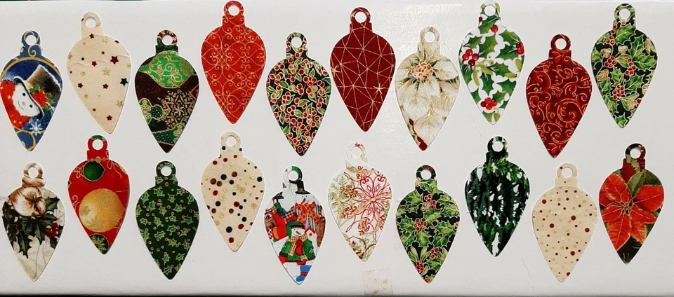 Christmas Baubles fabric scraps Pack remnant patchwork bundle 100% cotton -Set 2 - Image 1 of 1