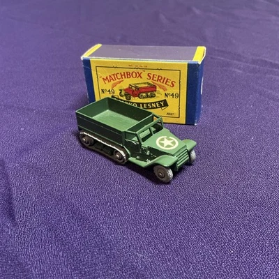 Lesney Matchbox No. 49 M3 Personnel Carrier 1958 Dark Green England W/Box/Treads - Image 1 of 4