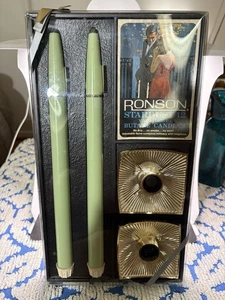 "Velas y soportes de butano vintage Ronson Stardust Varaflame 12"" raro verde menta" - Imagen 1 de 10