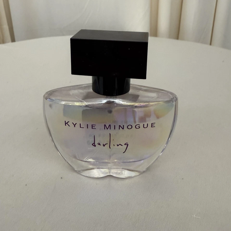 Kylie Minogue Darling淡香水喷雾30毫升 — 第 1/2 张图片