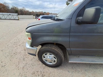 Used Front Left Fender fits: 2009 Ford E350 VAN Front Left Grade A Foto 1 de 4