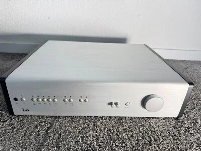 T+A T + A PA 1000 E Vollverstärker in silber-schwarz aus Demo - Bild 1 von 4