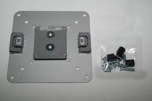 NEW HUMANSCALE M8 M2 SILVER VESA PLATE MONITOR MOUNT 100x100MM M-FLEX W/HARDWARE - Picture 1 of 3