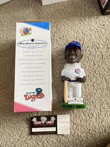 Sammy Sosa Lansing Lugnuts Chicago Cubs SGA 2002 Bobblehead Limited Edition Cover