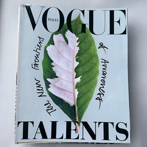 Magazine Vogue Italia Talents February 2020 - Imagen 1 de 1