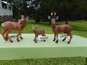 ROEBUCK DEER FAMILY by Schleich/ toy/ fawn/doe/buck/14381/14380/ 14379 - Picture 1 of 1