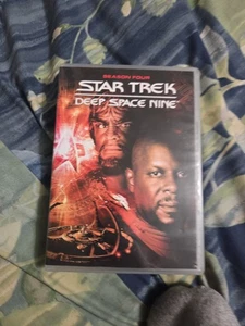Star Trek Deep Space Nine:  Season 4, Seven disk Set.  - Picture 1 of 7