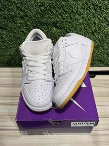 Size 10M/11.5W - Nike SB Dunk Low Pro White Gum Sz 10M. CD2563-101 Pre-Owned - Picture 1 of 6