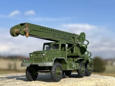 DINKY SUPERTOYS 667 MISSILE SERVICING PLATFORM VEHICLE TRUCK - Image 1 of 4