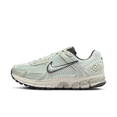 FN6742-001 Nike Air Zoom Vomero 5 Light Silver Chrome Running Calzado deportivo - Imagen 1 de 4