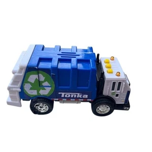 Tonka Toughest Minis Recycling Garbage Truck Blue with Lights 3+ - Picture 1 of 5